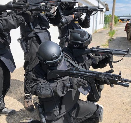 Výcvik se speciální jednotkou S.W.A.T.