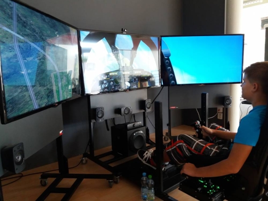 Balíček letecký simulátor - ničení pozemních cílů