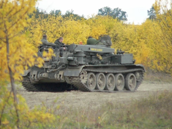 Řidičem tanku VT 55