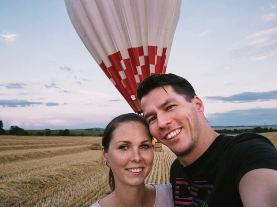 vysmátá selfie je samozřejmostí.jpg