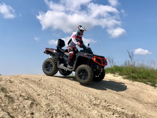 Offroad jízda na čtyřkolce