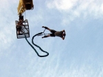 bungee jumping z jeřábu5.jpg